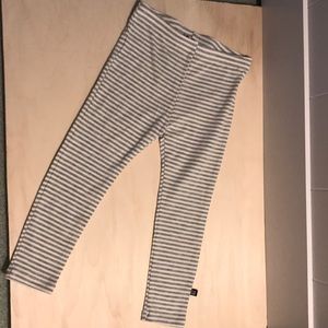 Bnwt Von Bon. Made in Vancouver organic cotton leggings 4T